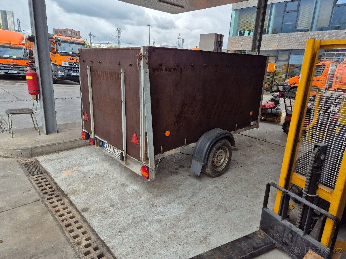 Vozík, Vlek s nájezem 1300kg
