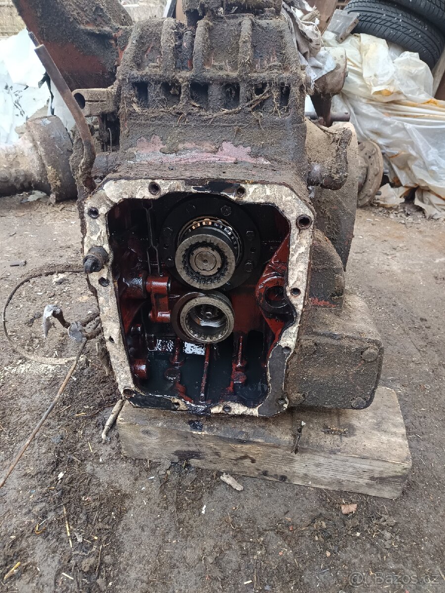 Prodám rozvodovku Zetor Crystal 8011 8045