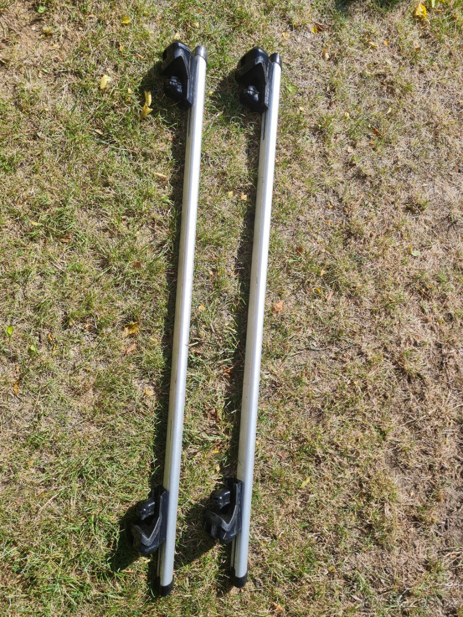 Střešní nosič HAKR alu příčníky