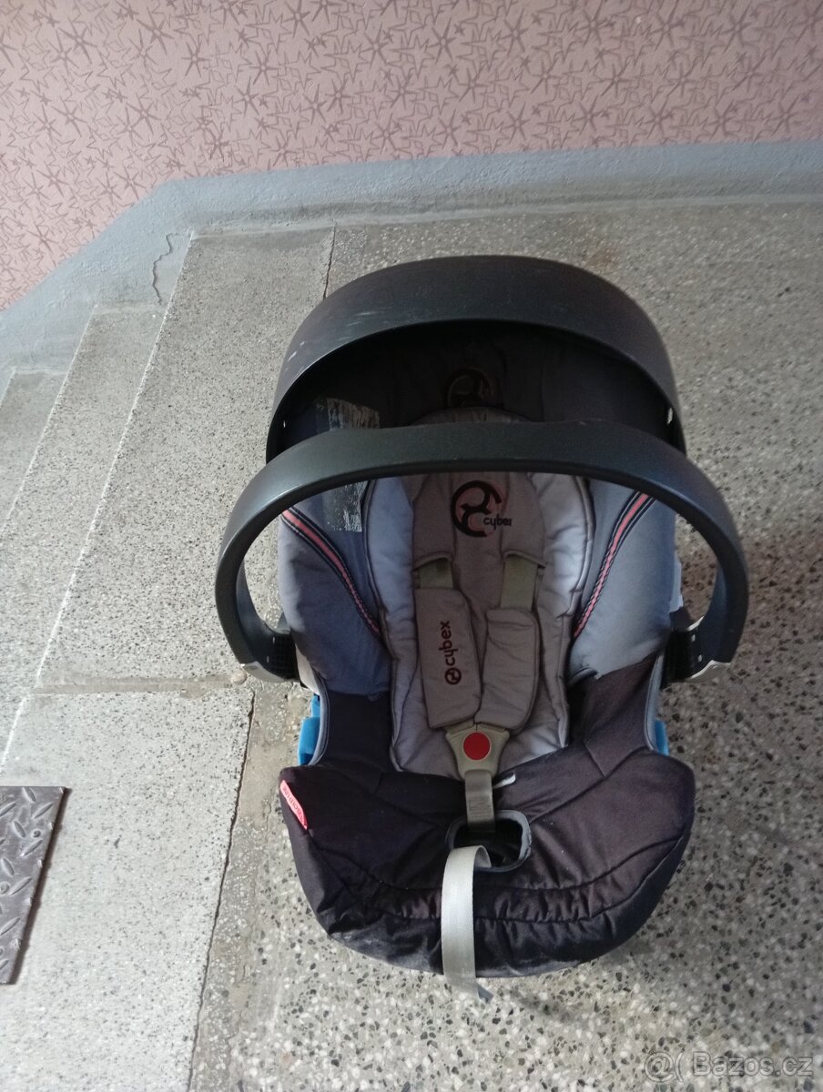 Dětská autosedacka