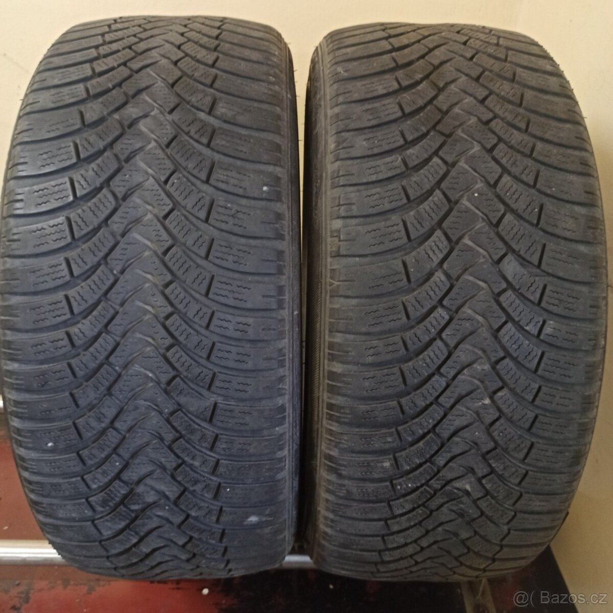 Falken Eurowinter HS01 245/40 R19 98V 4,5 - 5,5mm