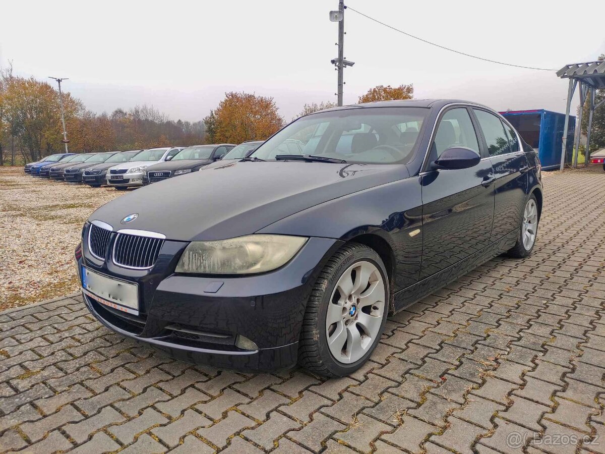 BMW 325i 160 KW,DVOUZONOVÁ KLIMATIZACE, EL.ŠÍBR