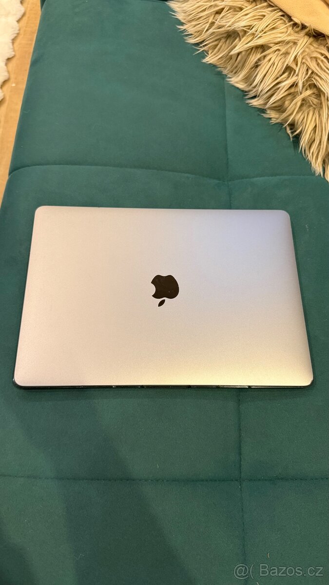 MacBook Pro 13 2020 1TB