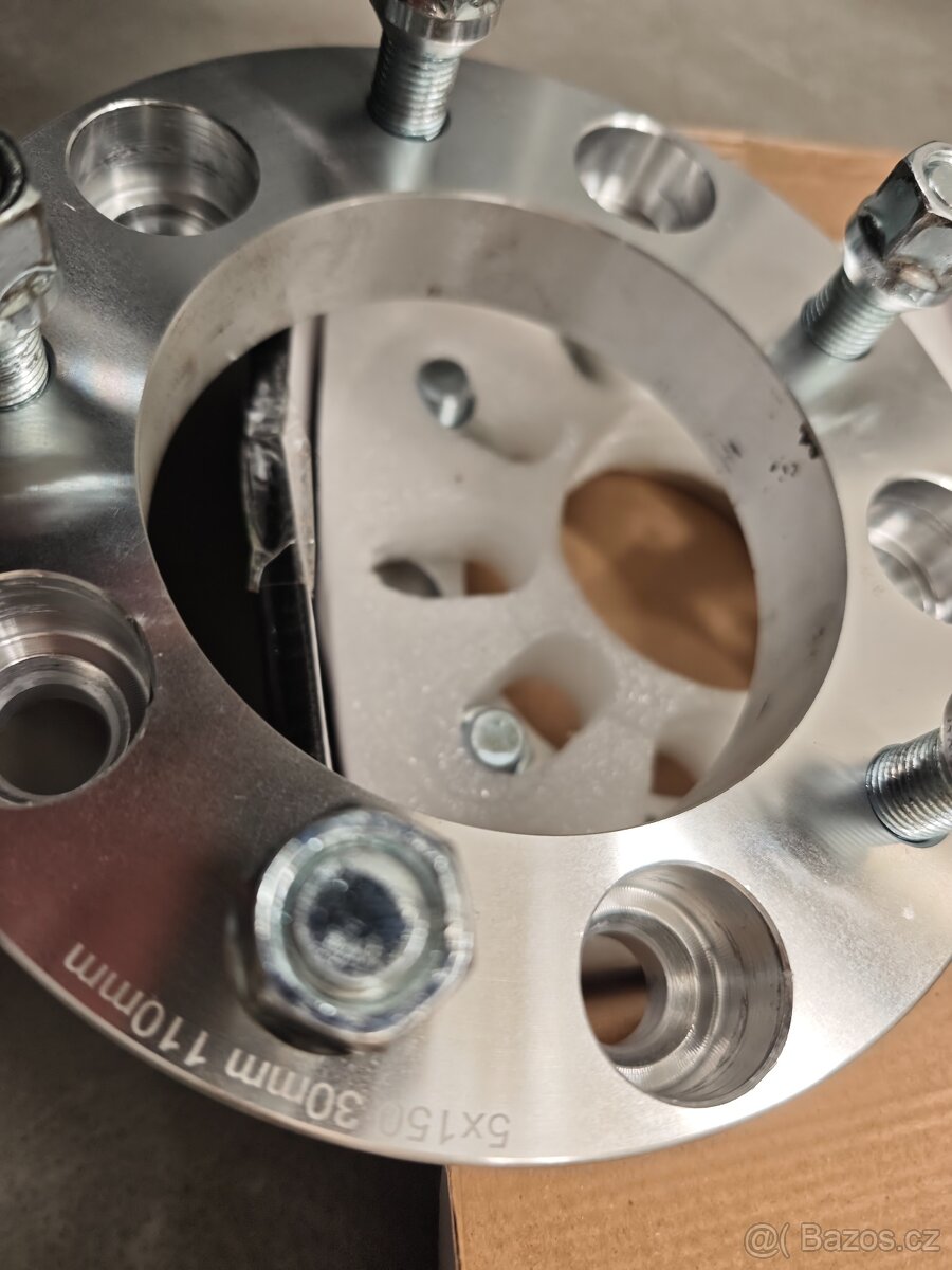 Podložky pod kola 5x150 30mm 110 střed