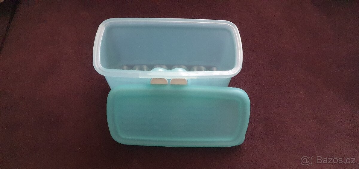 Nové i použité nádobí Tupperware