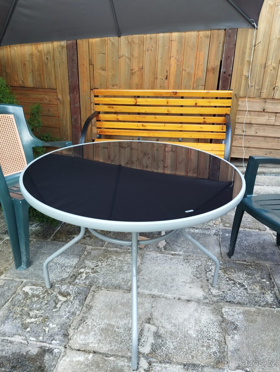 Zahradní stůl sklo průměr 1m