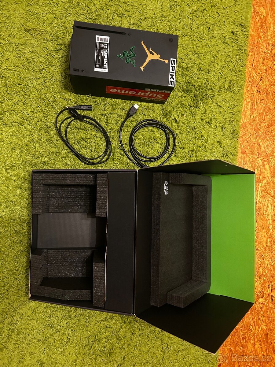 Xbox Series X 1T + 4hry