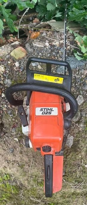 Motorová pila Stihl 025