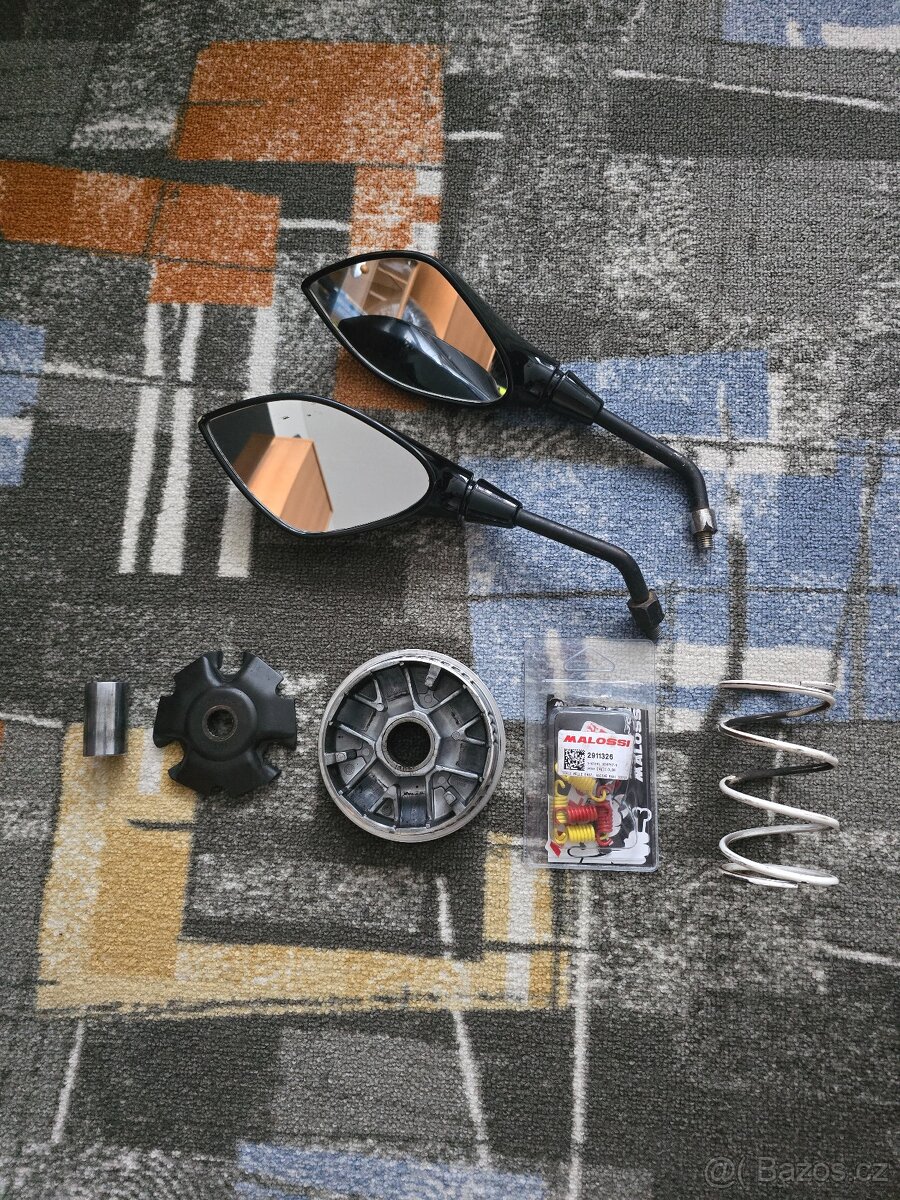 Variátor a různé díly