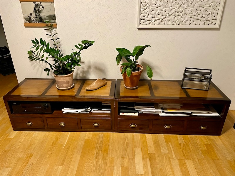 Komoda / TV stolek masiv, koloniální styl