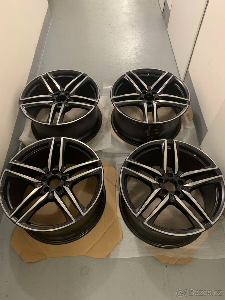 Original mercedes AMG E klasse 20" kola opravená A213401280