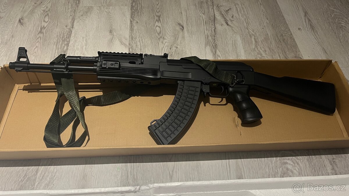 Prodám airsoft AK-47 Tactical Sportline
