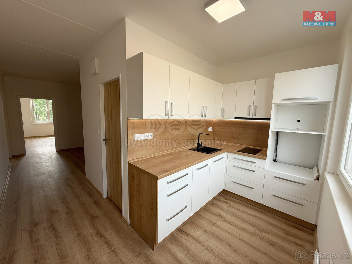 Pronájem bytu 2+1, 65 m², Louny, ul. Kpt. Nálepky