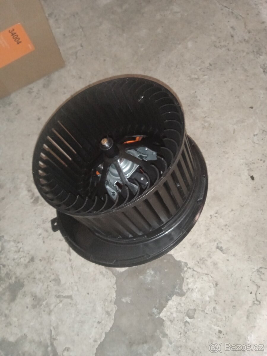Ventilátor topení Škoda Octavia 2, Passat,Caddy, Sharan