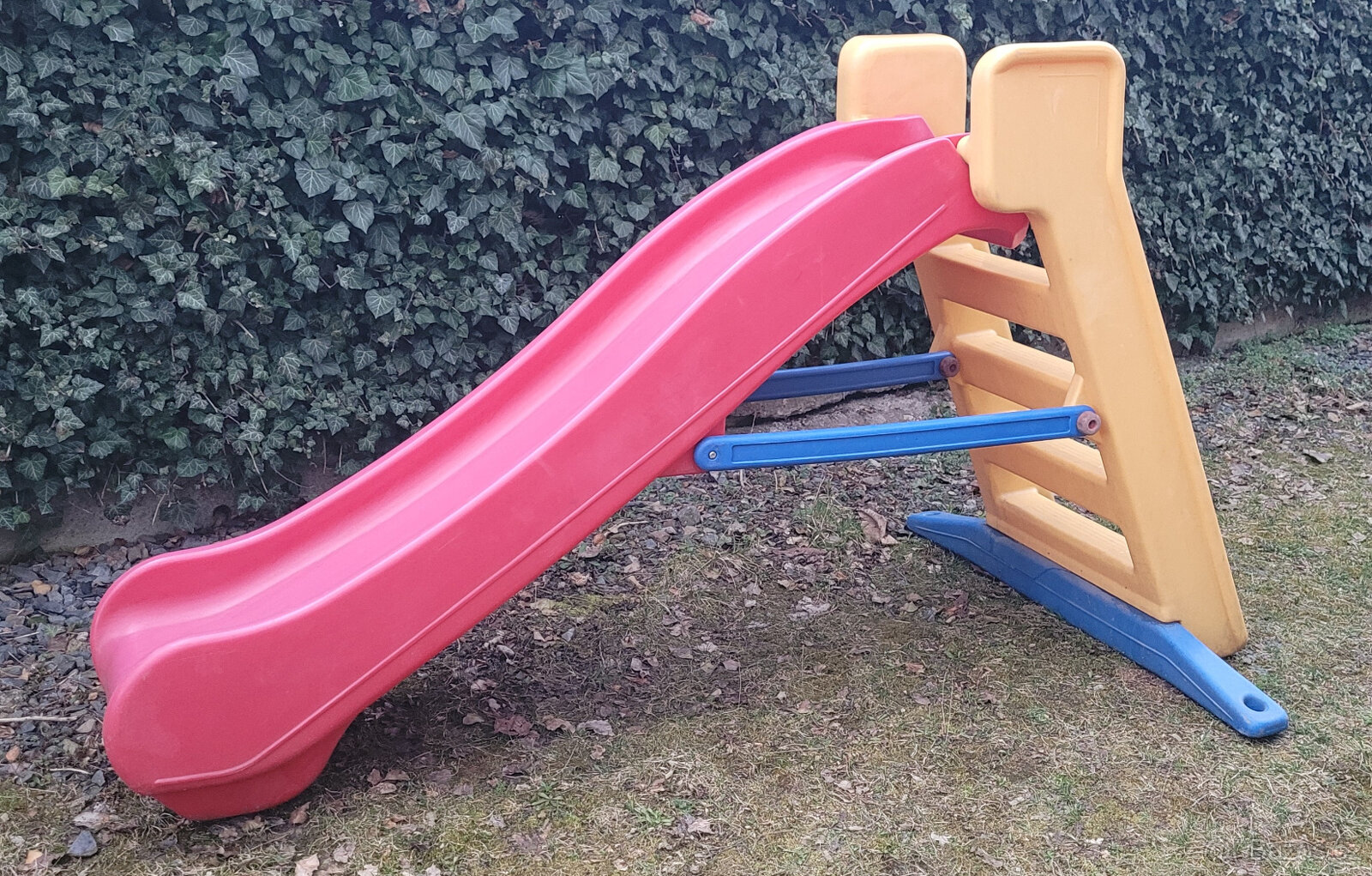 Dětská klouzačka Chicco - masivní plastová