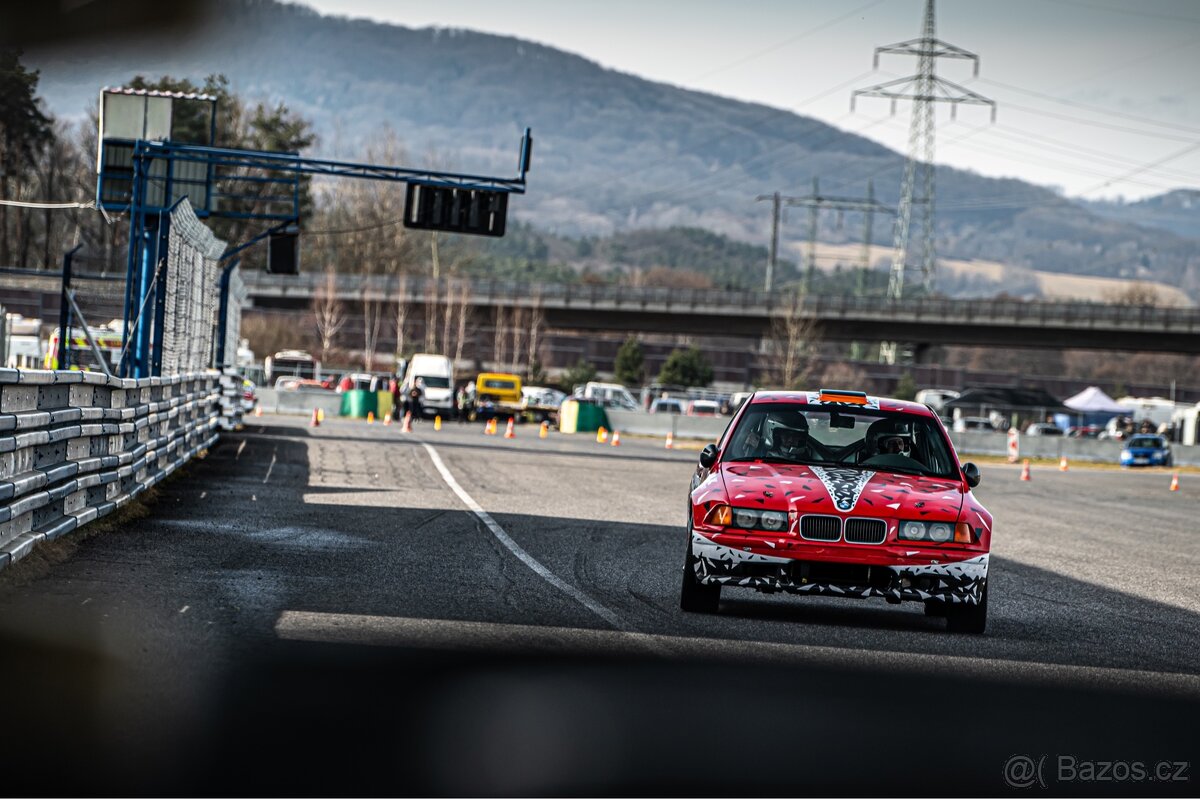 BMW e36 Compact rally