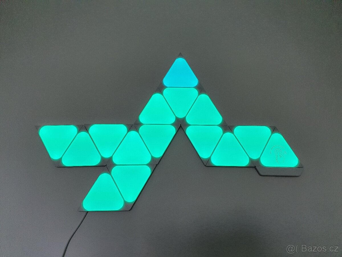 Nanoleaf Shapes Triangles Mini Starter Kit