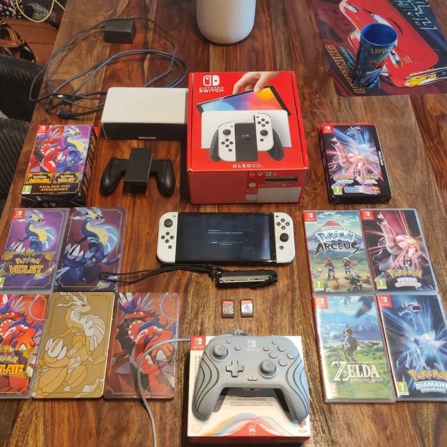 Nintendo Switch OLED