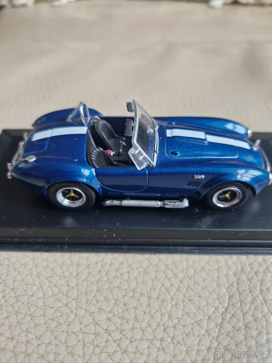 Shelby Cobra - model 1:43