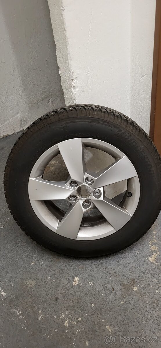 Orig.alu kola ŠKODA FABIA 4 15" + pneu