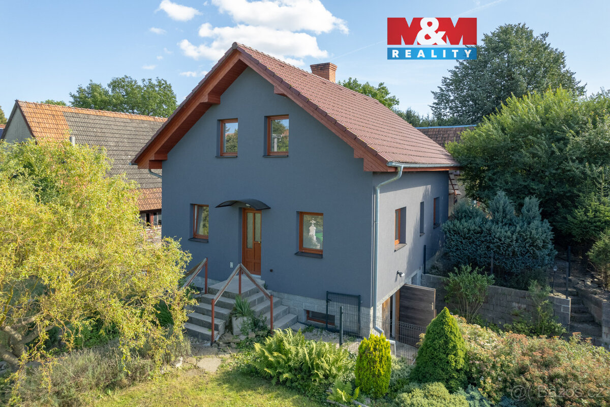 Pronájem rodinného domu, 128 m², Černovice