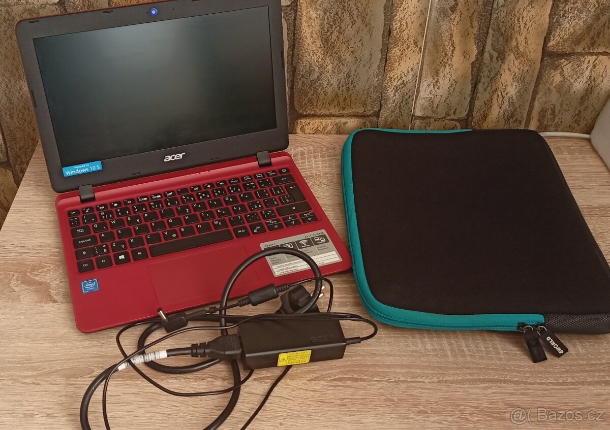 Notebook Acer Aspire 1 (A111-31-C82A) 11,6" červený