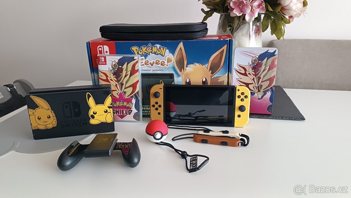 Nintendo Switch Pikachu & Eevee + hry + příslušenství