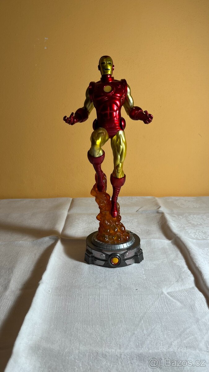 Marvel Gallery – Iron Man figurka 28 cm (bez krabice)