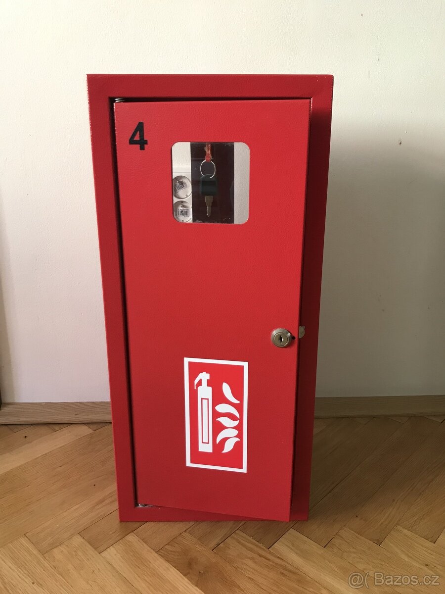 Skříň na hasicí přístroj