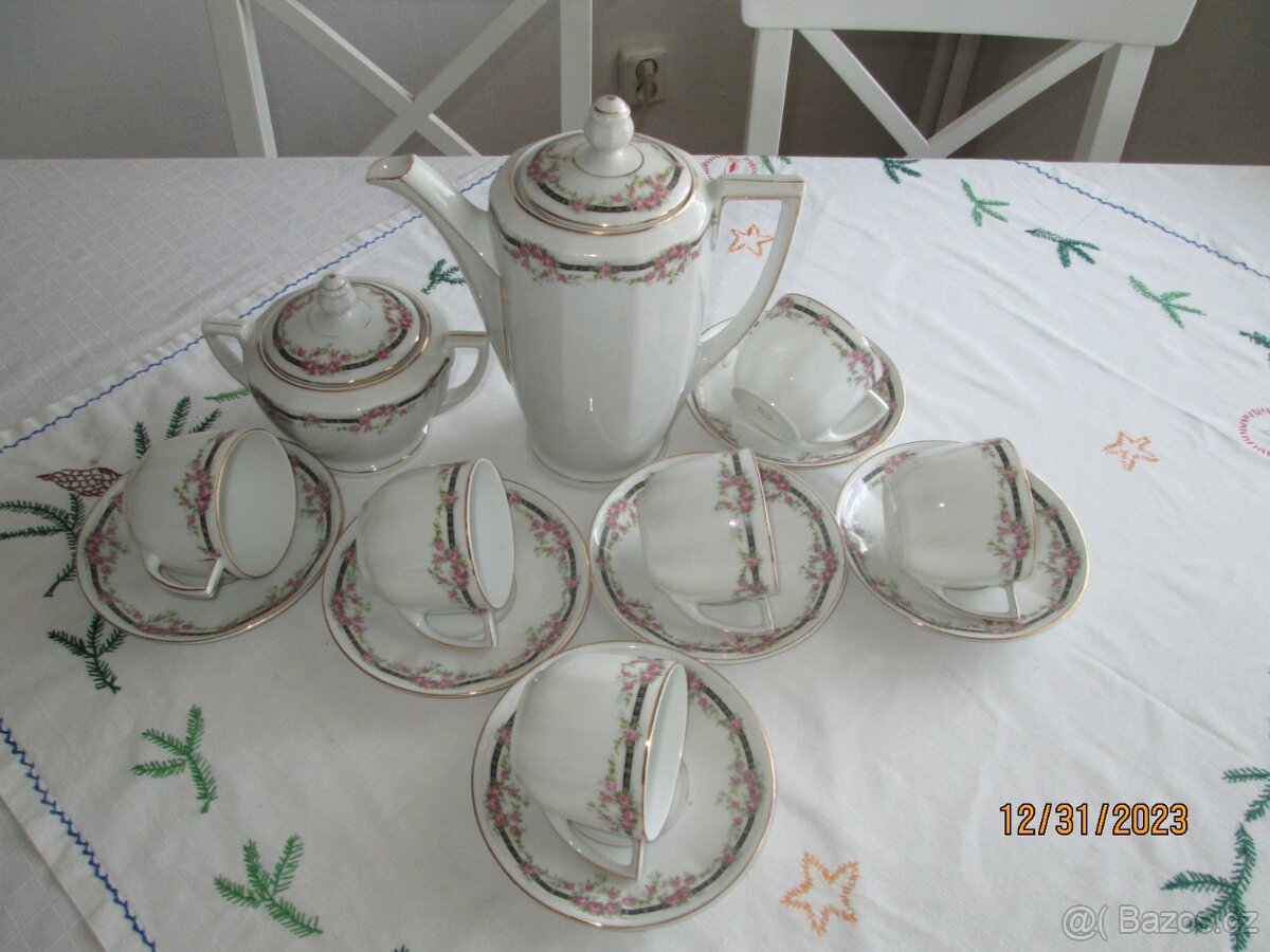 Čajová porcelánová souprava