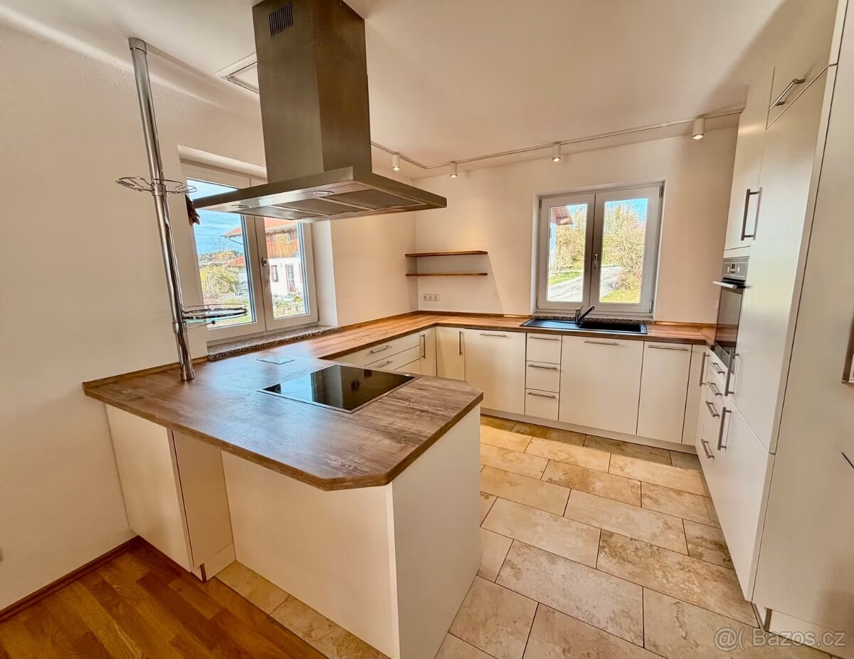 Kompletní kuchyně TOPLINE MAGNOLIA vč. spotřebičů