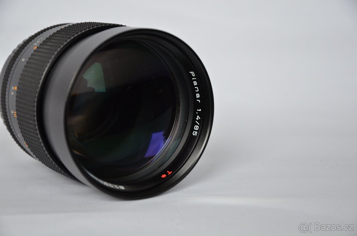 Carl Zeiss Planar T 1.4/85  Yashica/Contax