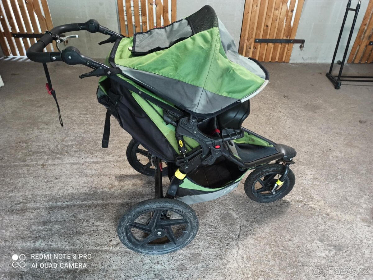 Kočárek Bob Revolution Pro