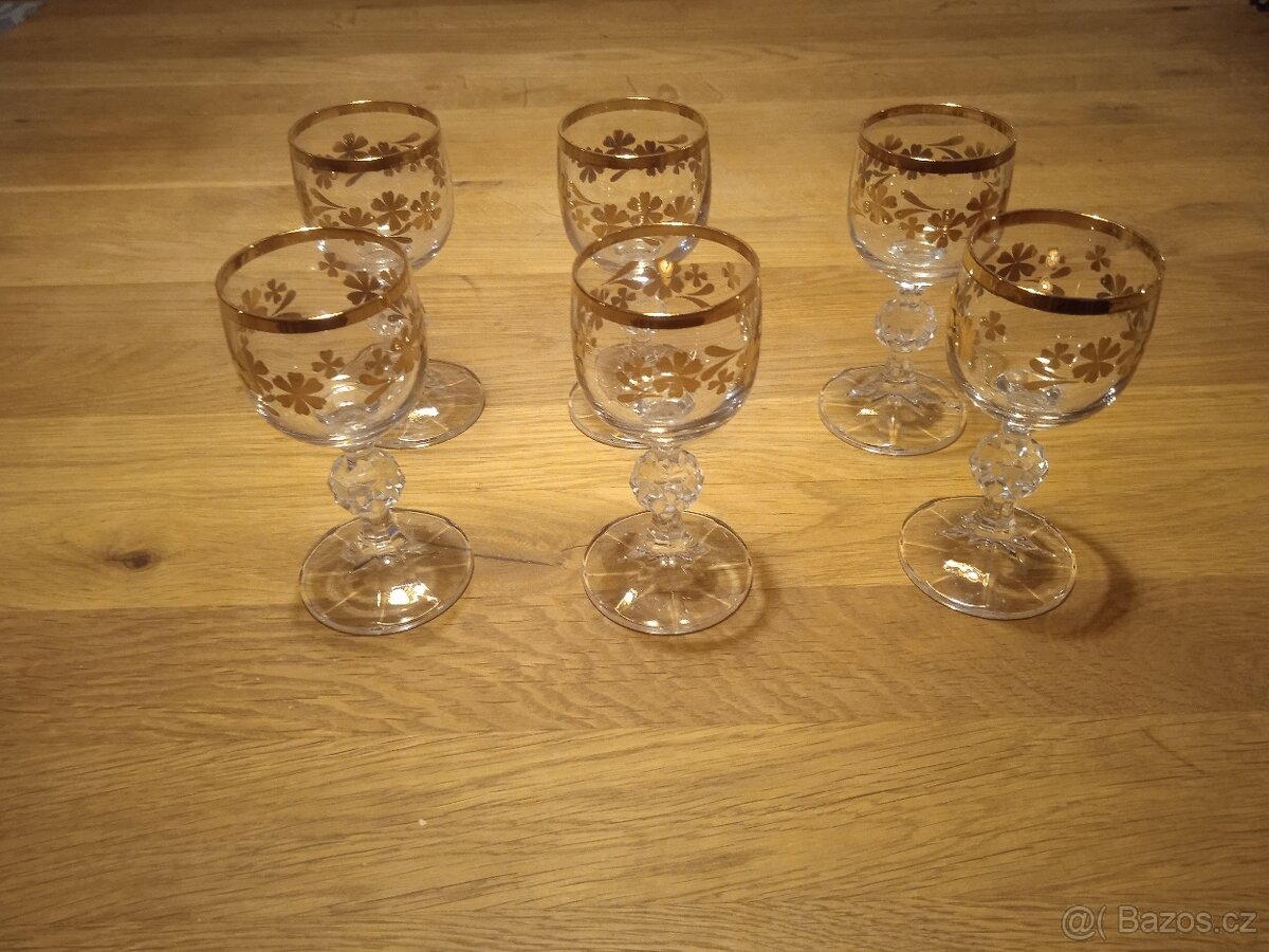 Skleničky se stopkou