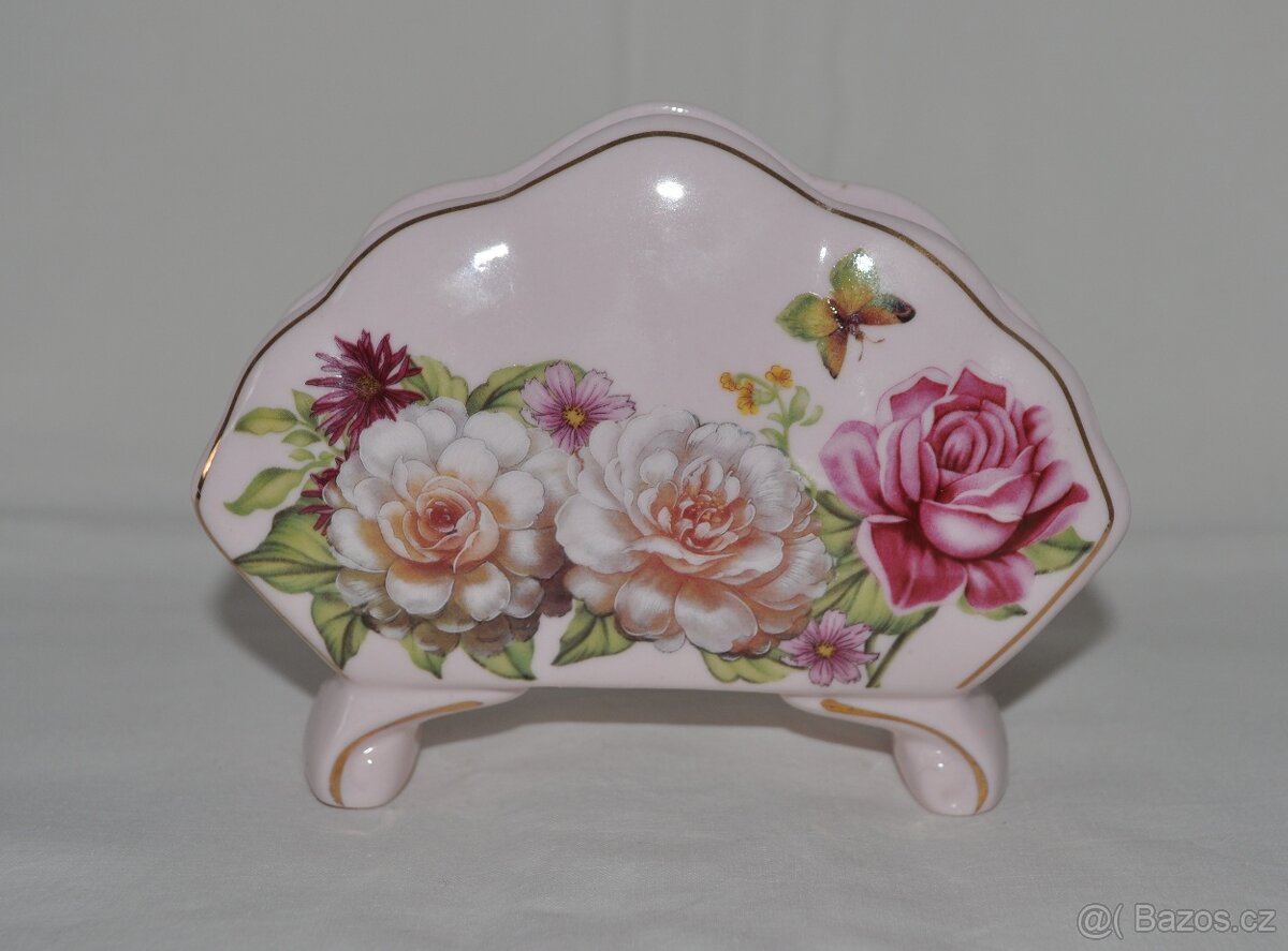 stojánek na ubrousky