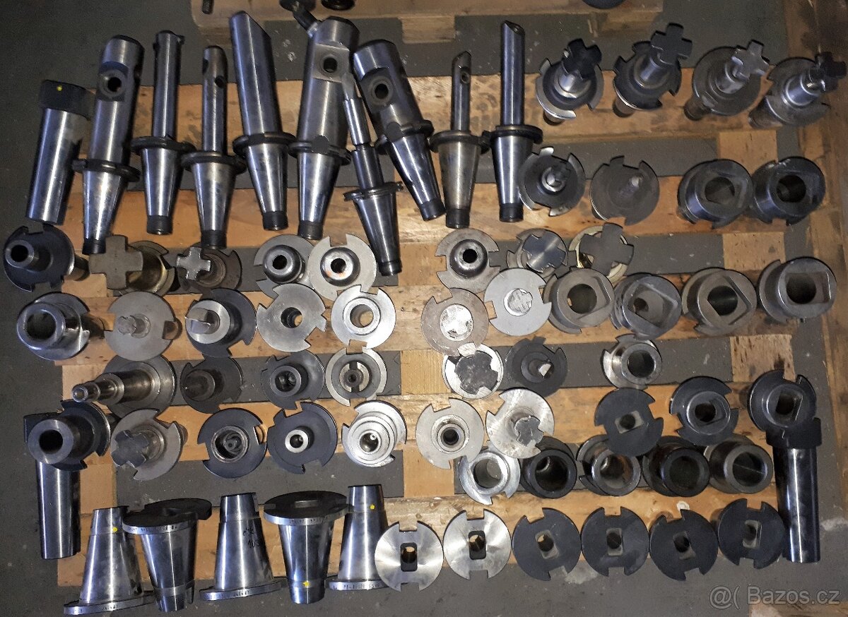 Na prodej frézovací nářadí ISO 50 / SK50