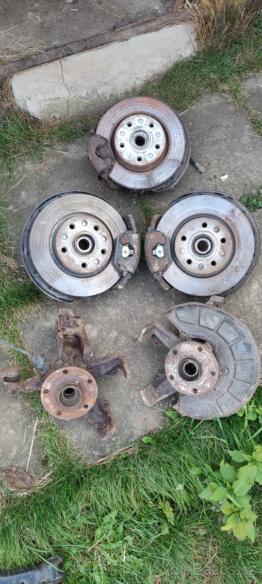 Těhlice Octavia 2 Golf 5