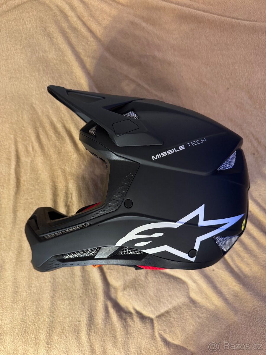 Integrální přilba - ALPINESTARS, Velikost L