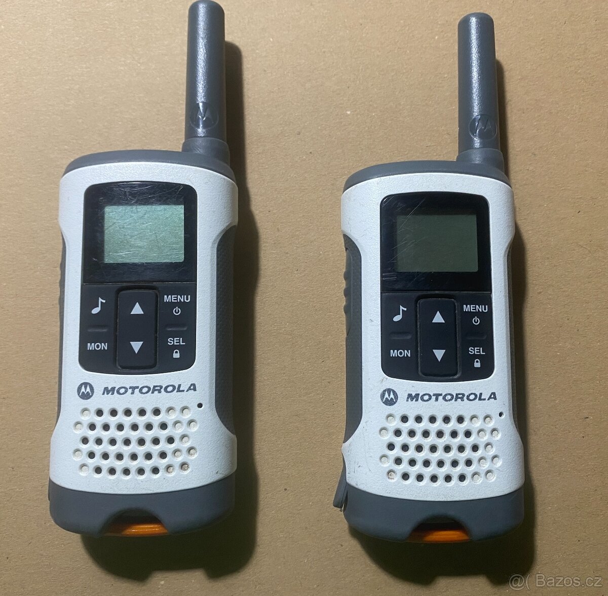 Vysílačky Motorola TLKR T50 2 ks
