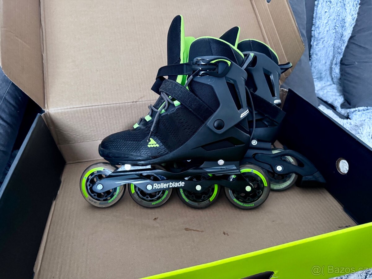 Kolečkové brusle Rollblade in-line SPARK 90 vel.42,5