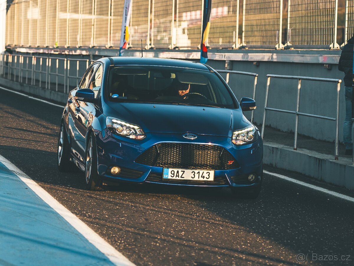 Ford Focus III ST hatchback 2012/2013, najeto 120 tis. km