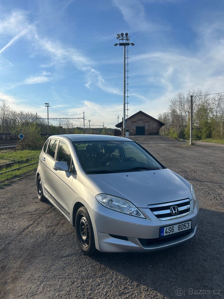 Honda FR-V