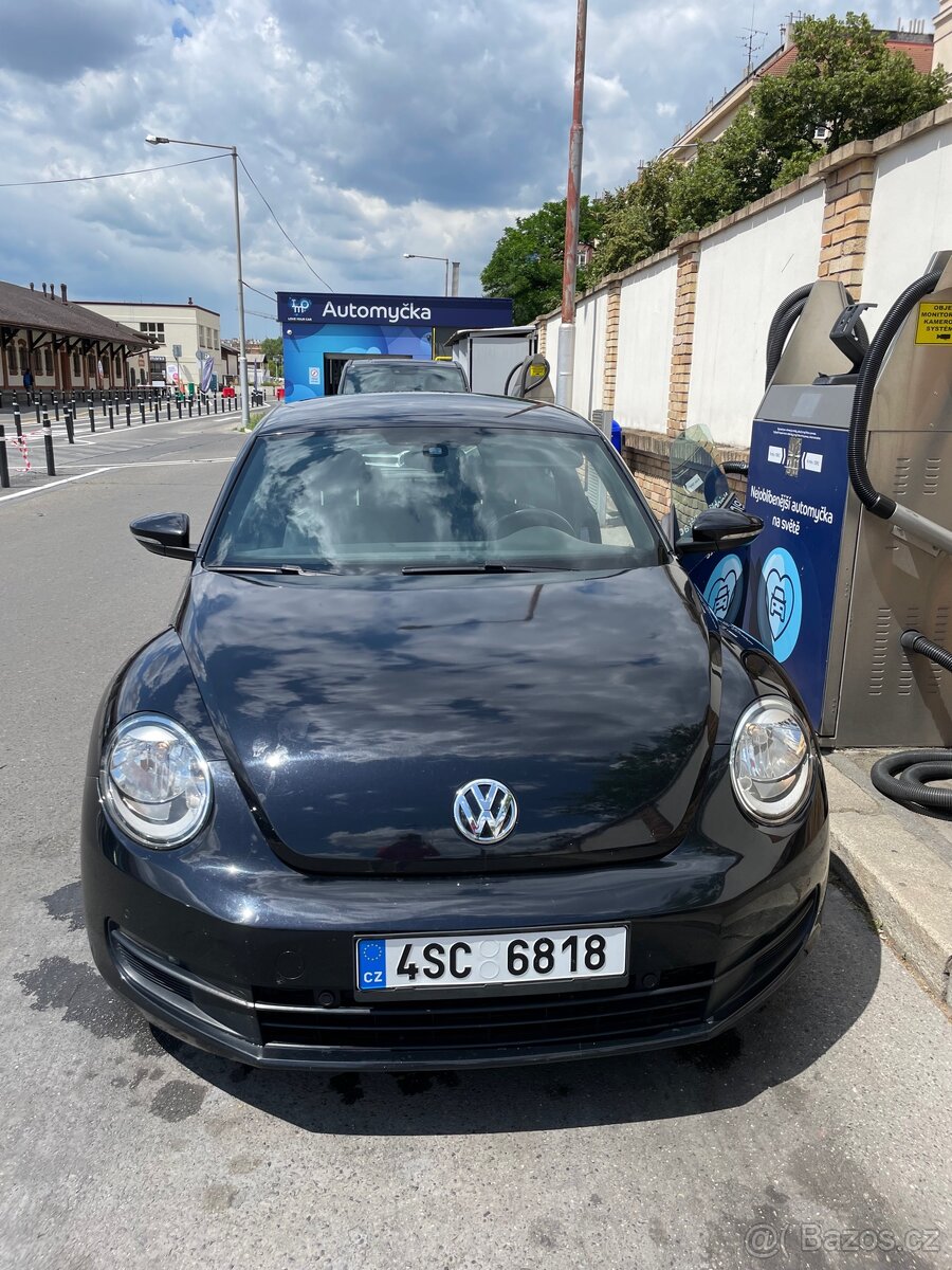 Volkswagen Beetle 2.0 TDI-DSG, rok 2013