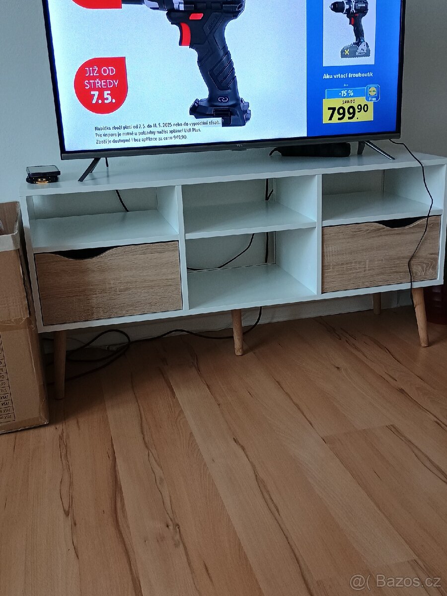 Nábytek do obýváku.