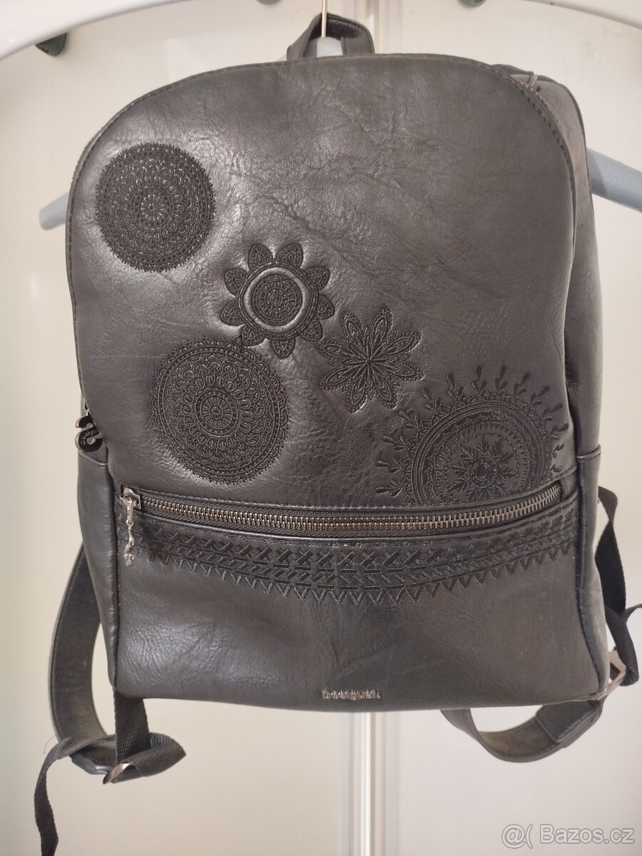 Desigual batoh s mandalami