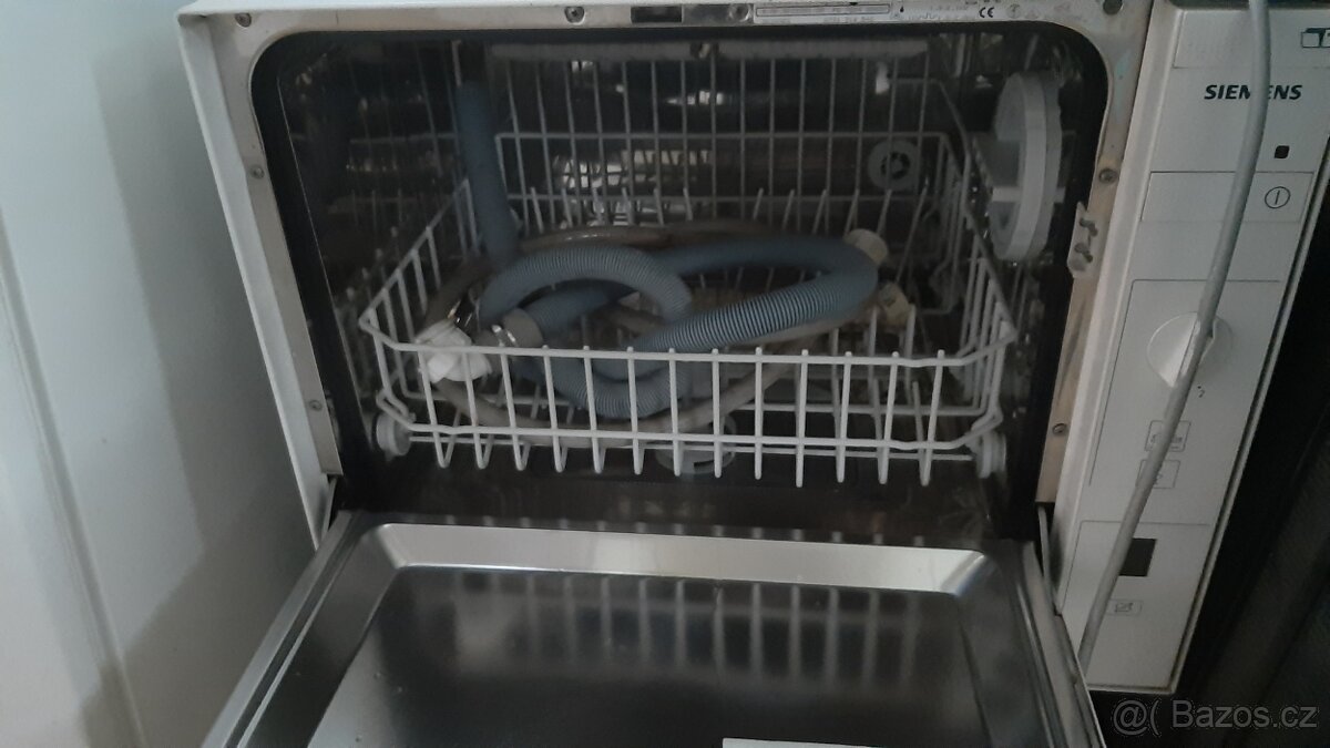 Stolní myčka siemens 2 programy,primitivní ovládání