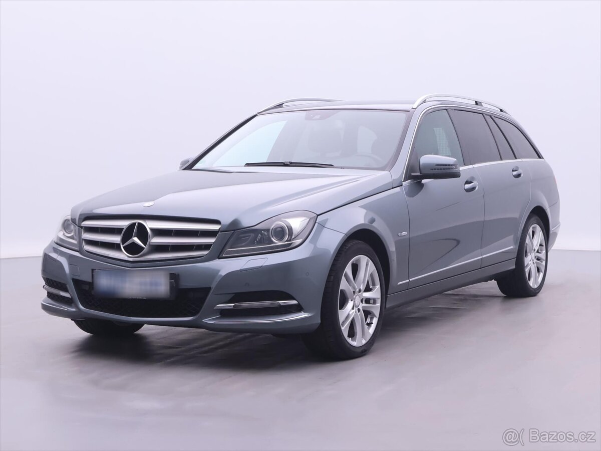 Mercedes-Benz Třídy C 1,8 180 CGI Aut. Navi Xenon (2011)
