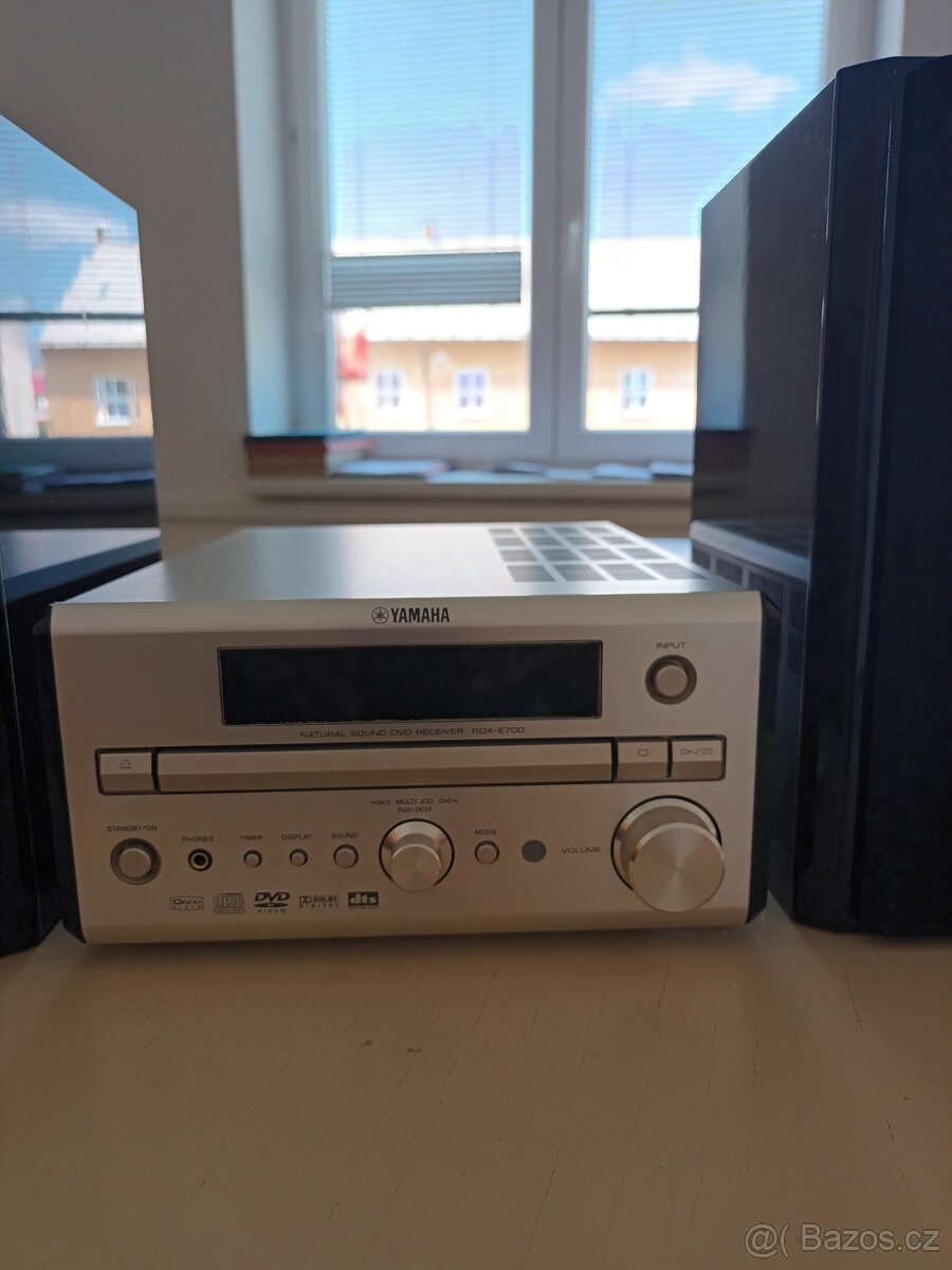 Mini systém Yamaha RDX E700