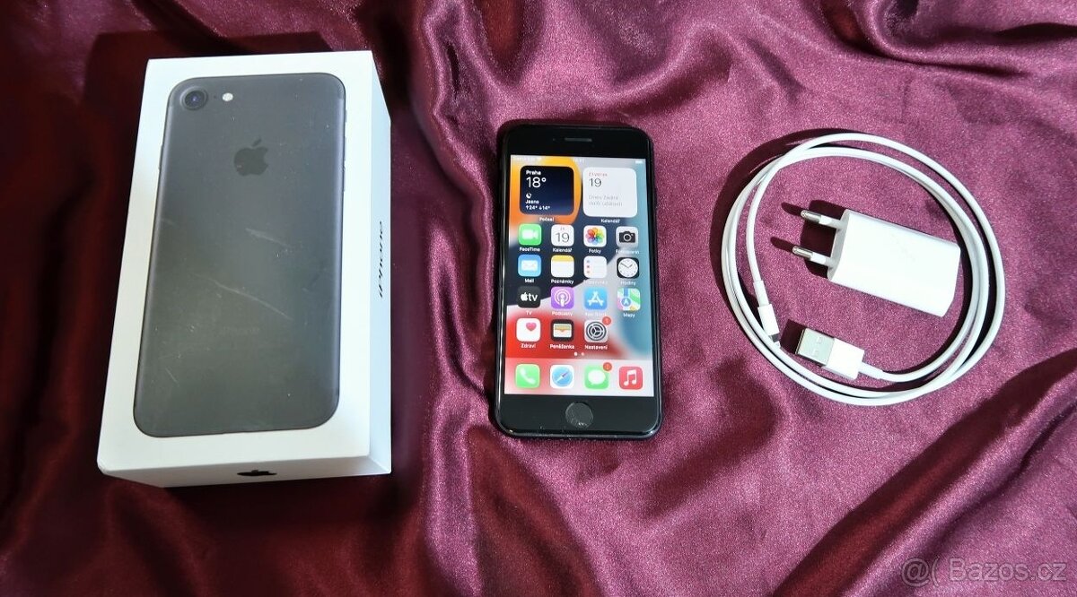 Telefon Apple iPhone 7 128GB MN922ZD/A