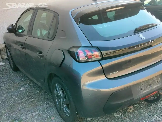 Peugeot 208 II, 2019-, 1.2puretech, 74kw, 10.500km